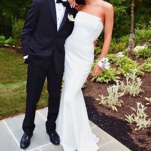 Jill Jill Stuart Strapless Structured Gown